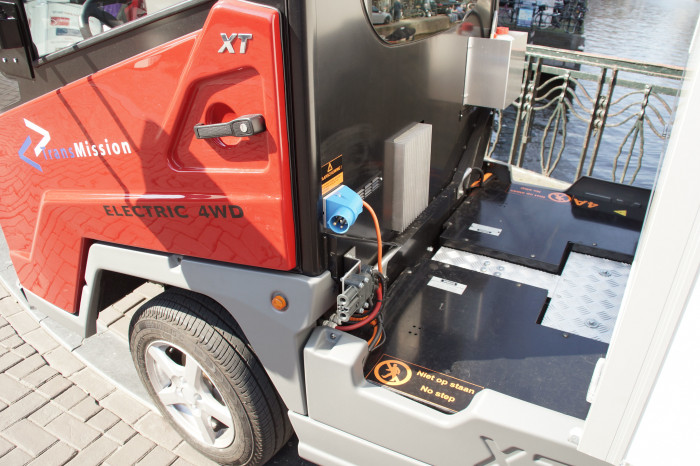 Battery swaps for electric trucks? Swedish researchers explore new charging method