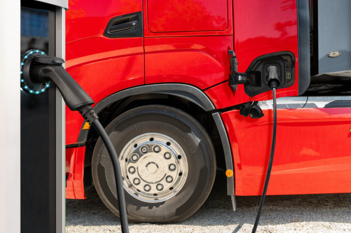 “No” to mandatory zero-emission truck purchases: IRU appeals to EU for common sense