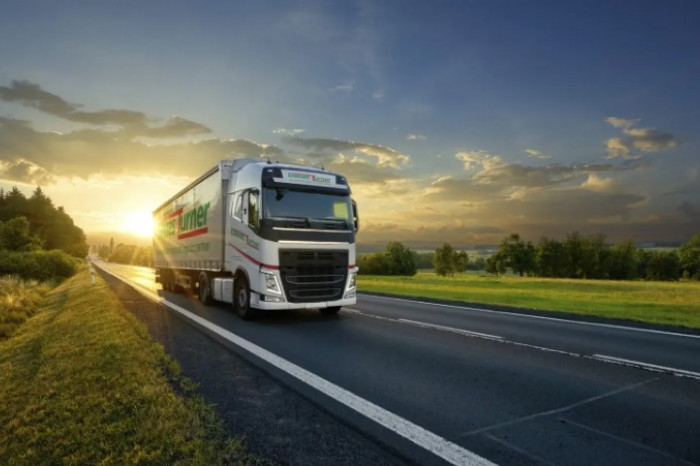 Two of Europe’s biggest independent logistics firms launch UK–Portugal partnership
