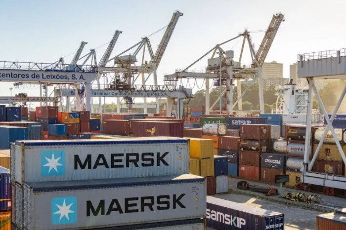 Maersk posts profit rise on cost savings and network efficiency