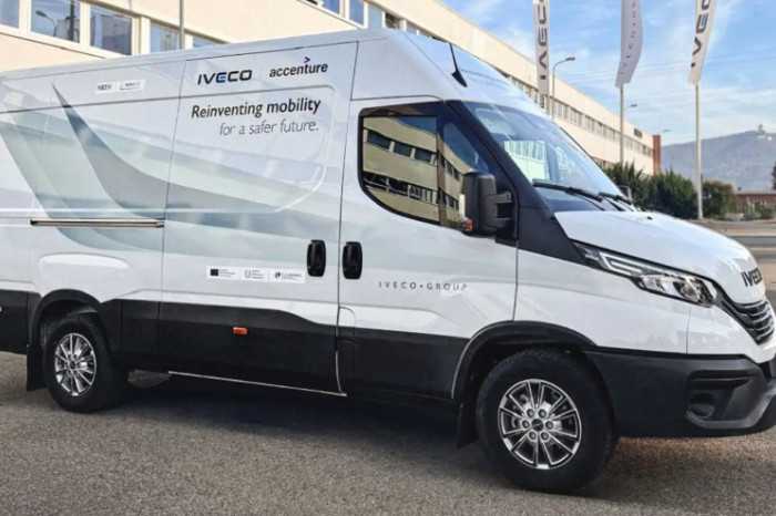 IVECO trials new safety tech that alerts vehicles to unseen road risks