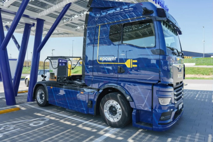 What’s wrong with electric lorries? They carry less and cost more
