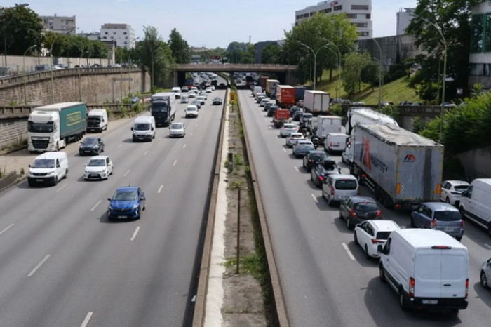 France keeps low-emission zones after constitutional ruling blocks repeal
